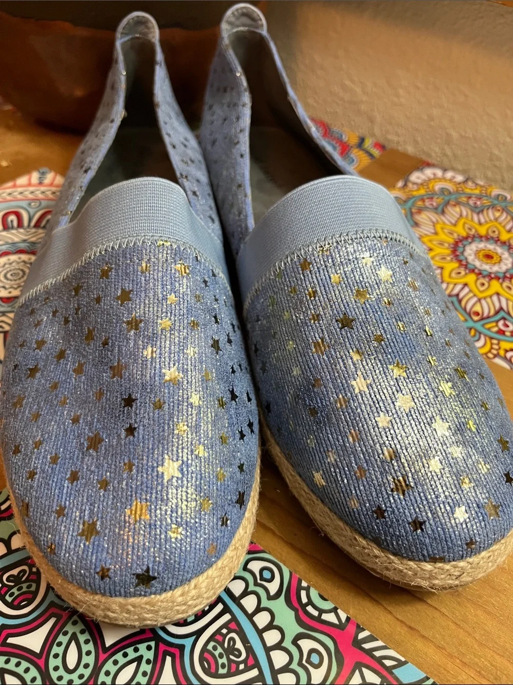 NEW David Tate Light Blue Espadrille Flats with Gold Star Accents Womens Sz US10